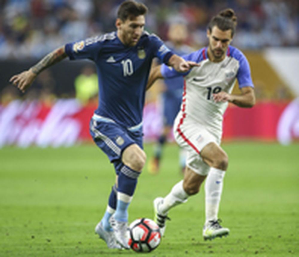 Un golazo para ser el máximo goleador de la Selección