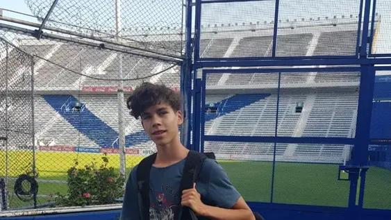 Santino, el 5 con presente fortinero