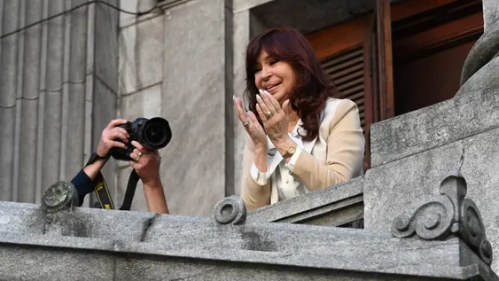 Cristina recibirá el martes las bendiciones del Grupo Puebla