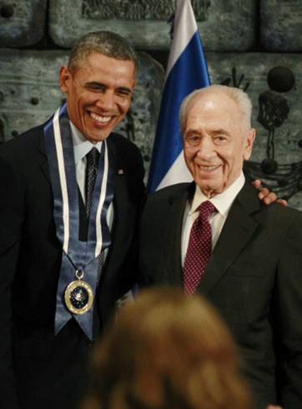Obama: tirón de orejas por la paz