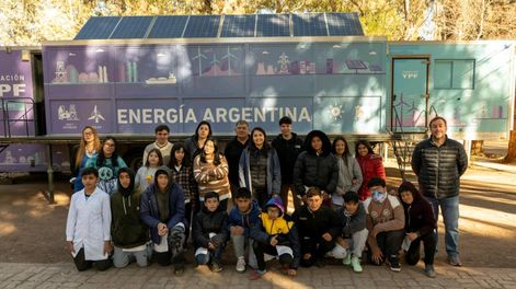 Los Azules e YPF Luz acercaron experiencias sobre energía a más de 600 estudiantes de Calingasta