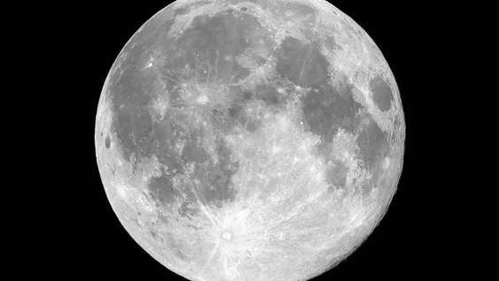 Increíble hallazgo de la NASA: descubren que la luna se oxida