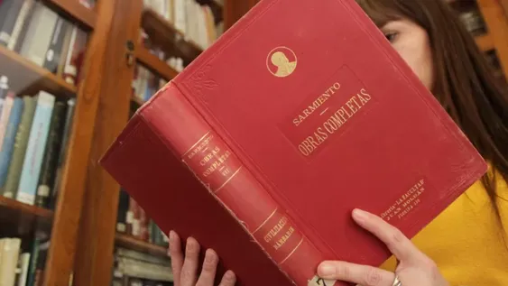 Especialistas locales celebran cómo reconocen a Sarmiento en el exterior