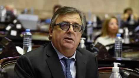 Internaron a Mario Negri por un problema cardíaco