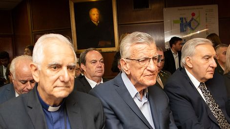 Lozano, Gioja y Escobar. El Arzobispo de San Juan de Cuyo y los dos exgobernadores.