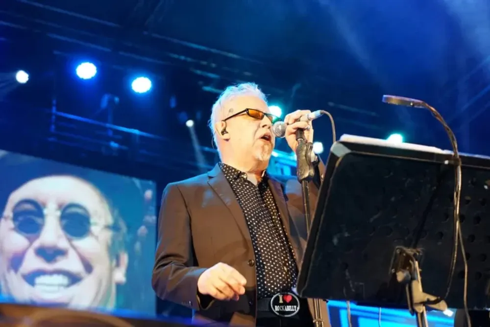 Pelusa hizo cantar a unas 30.000 almas en Plaza La Libertad