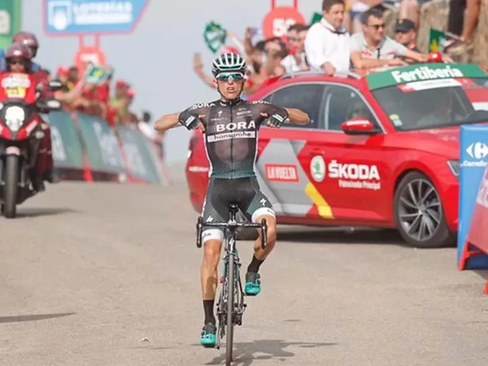 Majka festejó la etapa y Froome se mostró sólido