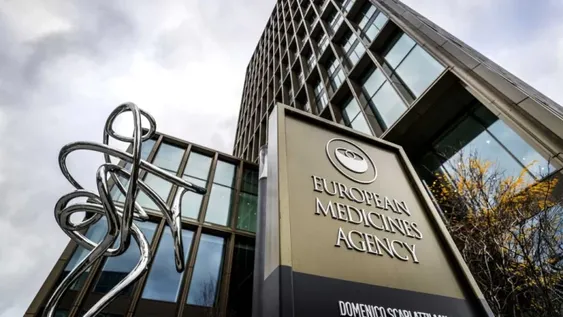 La presidenta de la Agencia Europea de Medicamentos aconsejó no aprobar el uso de la vacuna Sputnik V