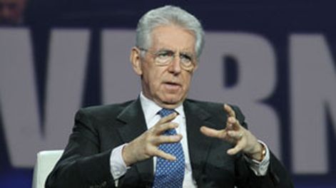 Mario Monti presentó su renuncia como primer ministro italiano