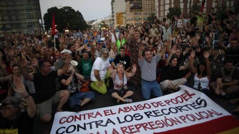Nuevo ajuste pone a  España al borde de un rescate a la griega