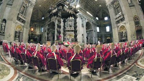 Humo negro en el Vaticano