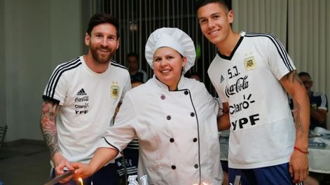 Curiosidades gastronómicas: el “permitido” de los jugadores y la dieta de Lío