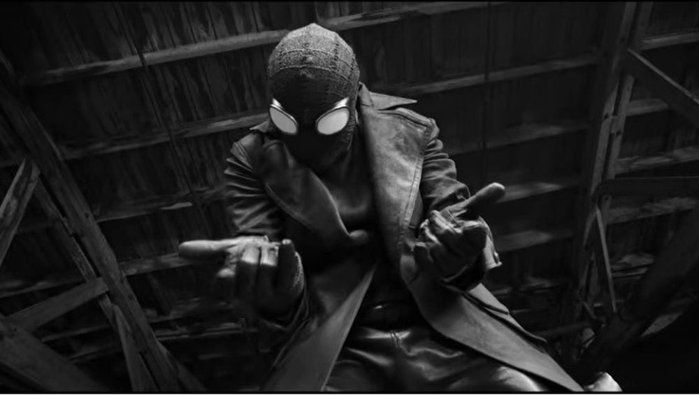 Spider-Man Noir retoma la estética clásica del cine negro, con Nicolas Cage en el protagónico