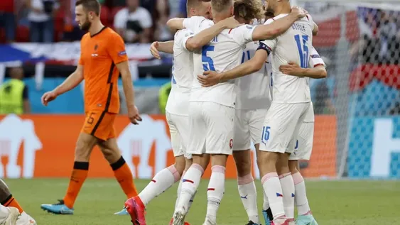 República Checa dio la sorpresa y eliminó a Países Bajos
