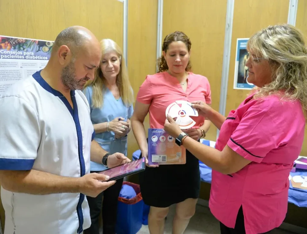 Cáncer mamario: alarma por el poco uso del parche de detección de riesgo