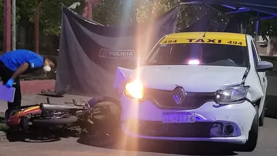 Pidió la moto a la madre para ir a ver a su novia, hizo 150 metros y murió atropellado