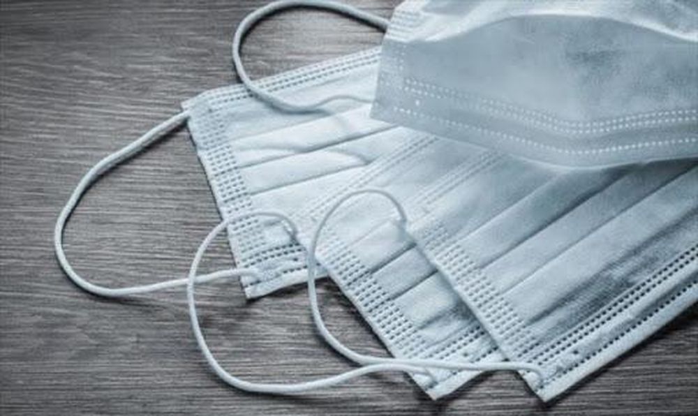 Prohíben la comercialización de una marca de barbijos falsificados