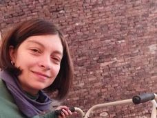 Flavia Ochoa, la vecina de Coronel Moldes (Córdoba) que asegura haber sufrido un grave cuadro de Síndrome de Guillain-Barré&nbsp; tras aplicarse la tercera dosis de la vacuna.&nbsp;