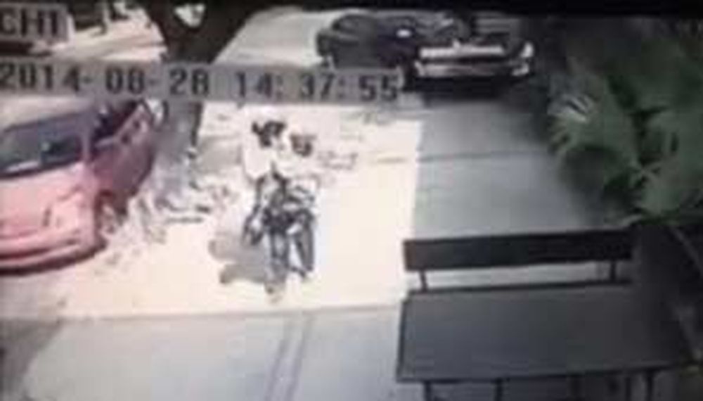 Una mujer se salvó de morir por darse vuelta a buscar un chupete