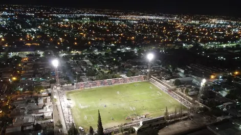 Preparativos. Atlético Trinidad será el escenario de la gran fiesta del verano del fútbol infantil y se prepara para abrir la edición 32 del Mundialito.