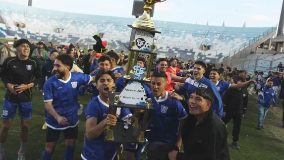 Una ráfaga azul sopló en Pocito