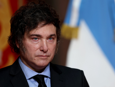 La política argentina entra en debate tras el anuncio de Javier Milei sobre eliminar las PASO. La política argentina entra en debate tras el anuncio de Javier Milei sobre eliminar las PASO.