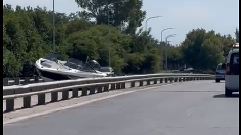 Una lancha se soltó en la Circunvalación: no hubo heridos