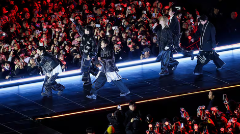 Regreso de BTS volvió a los escenarios con un show multitudinario en Seúl.