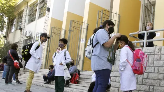 Desde Educación seguirán recomendando el uso del tapaboca en las escuelas