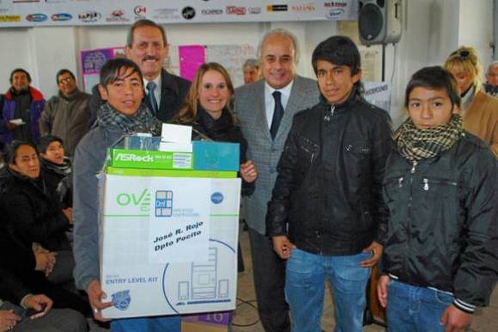 Entregaron premios a los ganadores de la Maratón de la Ciudad de San Juan