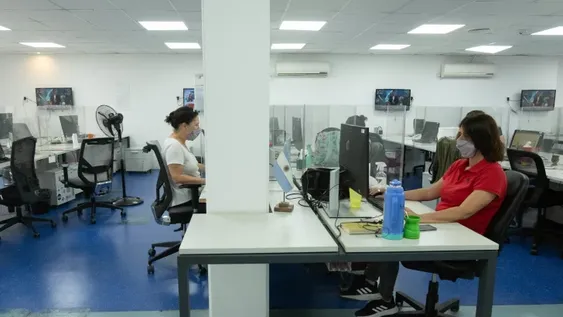 Cuándo pueden volver al trabajo contagiados y contactos estrechos