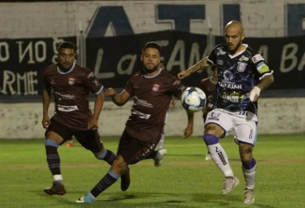 Unión se durmió en el final y cayó con Gutiérrez en el 12 de Octubre