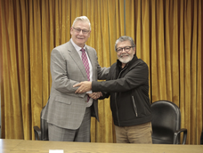 Ron Hochstein y Gerardo Martínez.-