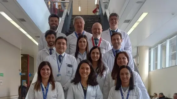 Le reconstruyeron una mano con 3 dedos de su propio pie