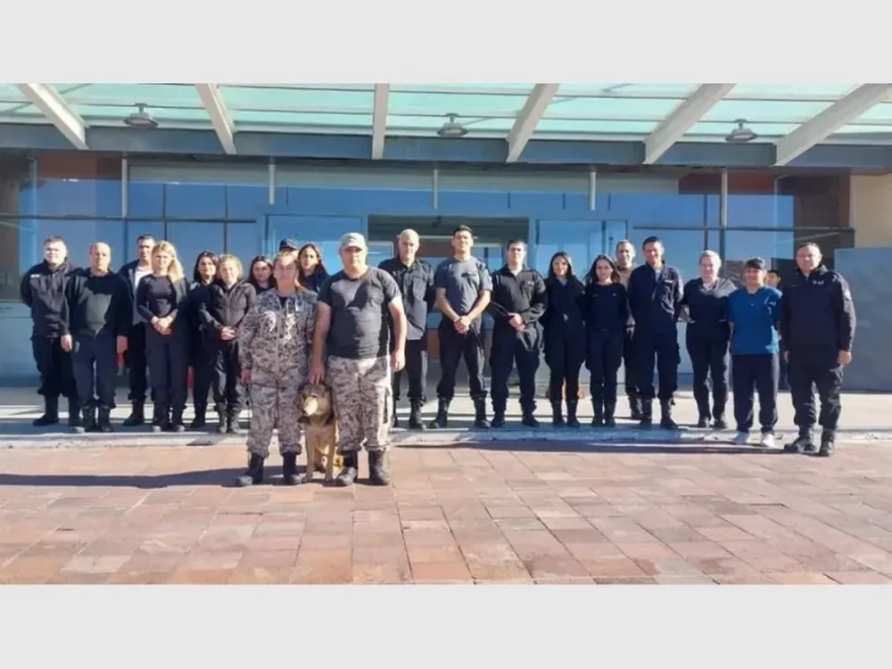 El emotivo pase a retiro de Mac, un perro penitenciario tras 10 años de servicio