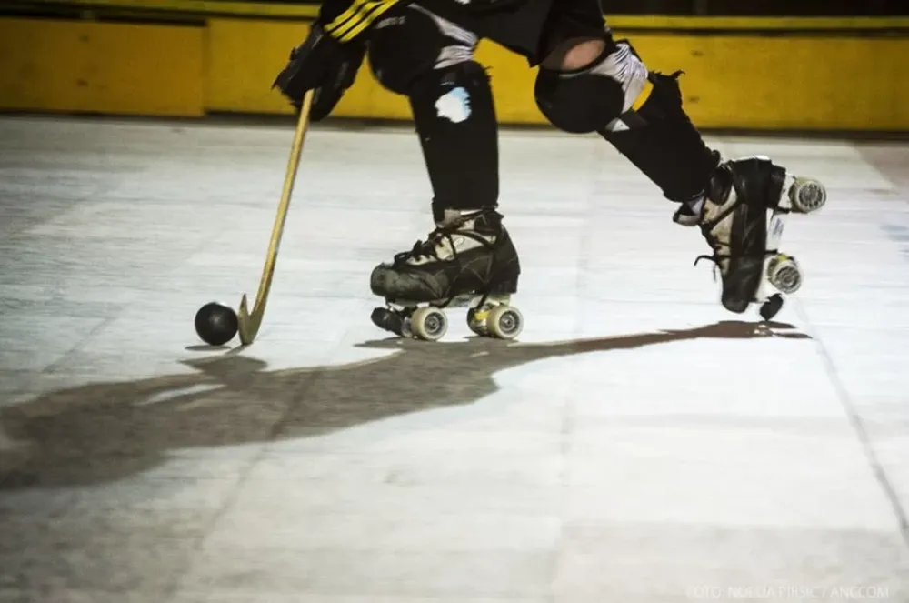 Escándalo por un jugador y profesor de hockey sobre patines que habría abusado de cuatro niñas
