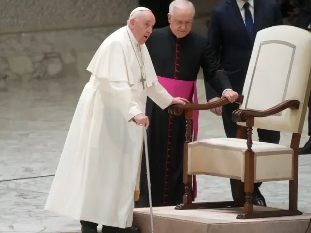 El papa Francisco confió que firmó una carta de renuncia por si le falla la salud