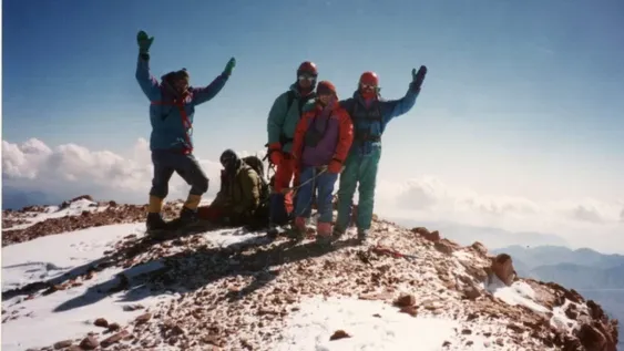 “En la cara sur del Mercedario, un resbalón puede significar la muerte”