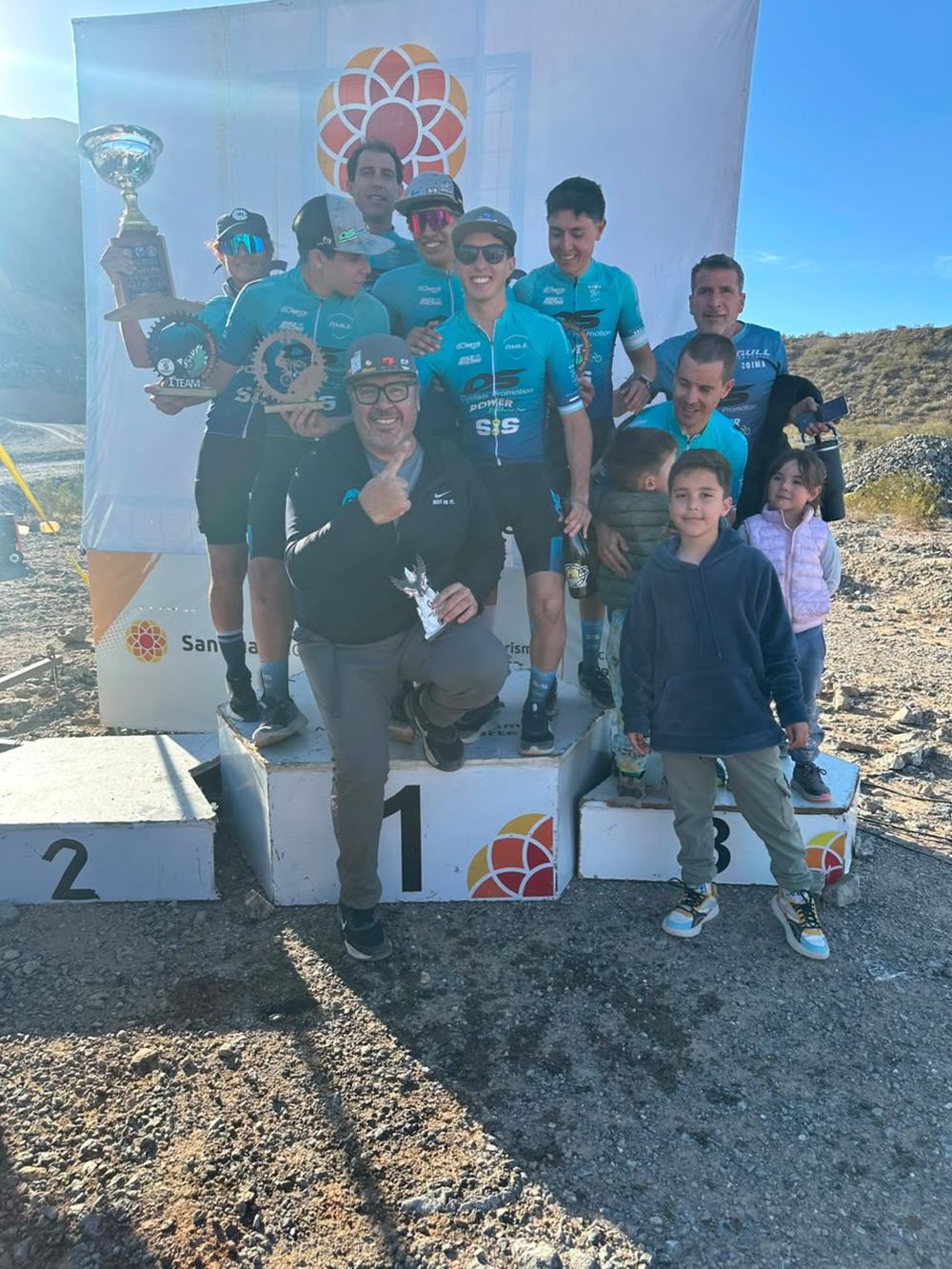 Campeones. El DSCP se quedó con la Copa Scott en la última fecha corrida en el Circuito La Mina.