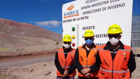 Firmas locales desbancan a poderosas empresas y se alzan con contratos mineros