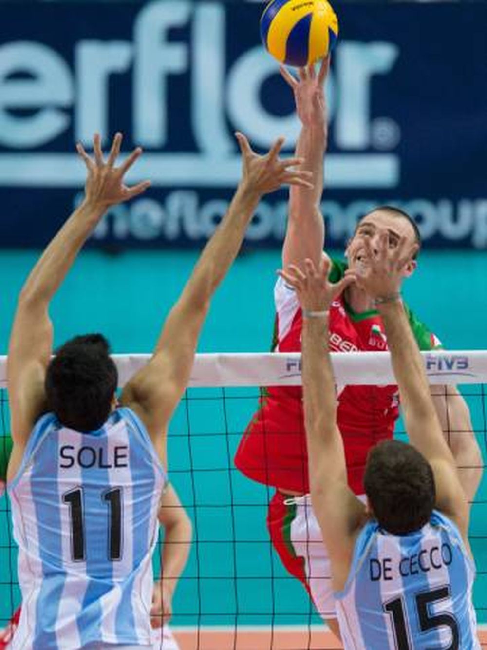 Argentina, bien arriba