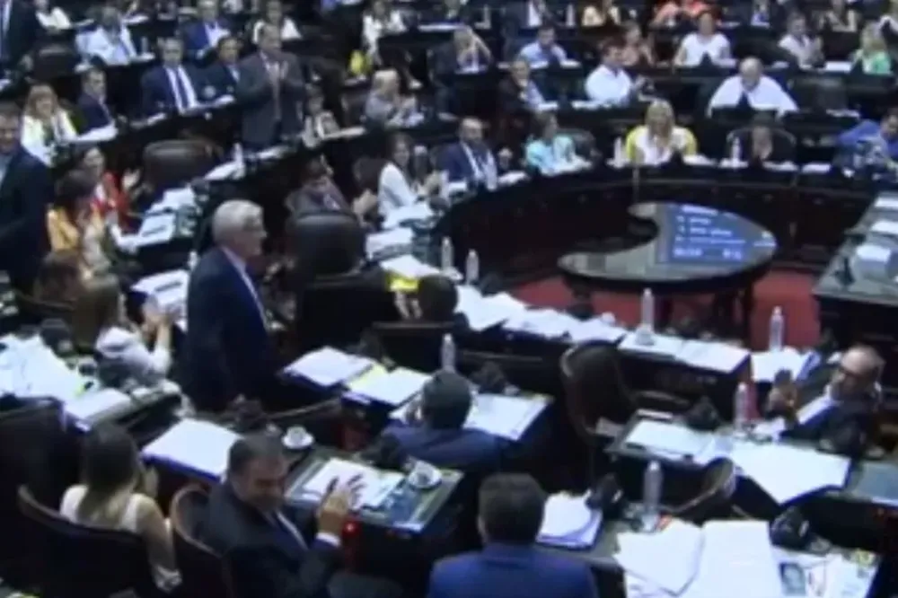 Aprobaron proyectos para adquirir vacunas contra el coronavirus: las pautas