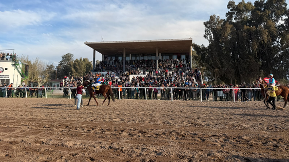 El hombre se descompensó cuando miraba una de las carreras en el hipódromo.