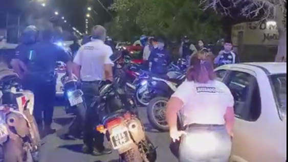 Desarticularon un espectáculo de picadas ilegales en Pocito y dieron con uno de los organizadores