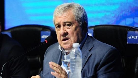 Ameal: “Queremos que Tevez se quede en Boca y no le pase lo mismo que a Román”
