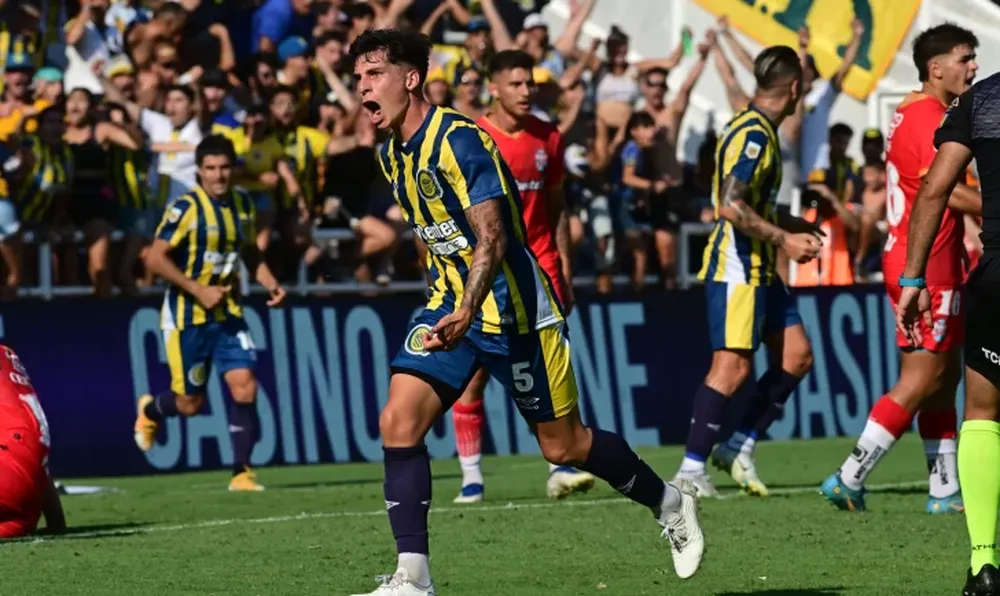 Central venció a Arsenal y deliró el Gigante de Arroyito