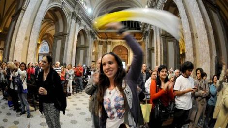 En la era medieval, los cónclaves duraron años