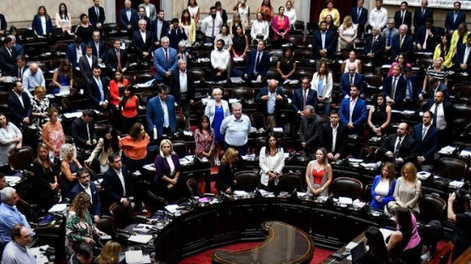 El Gobierno acusó a los gobernadores de “destruir” la Ley Ómnibus