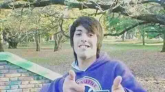 Perpetua para tres policías por torturar hasta la muerte a un joven con muletas