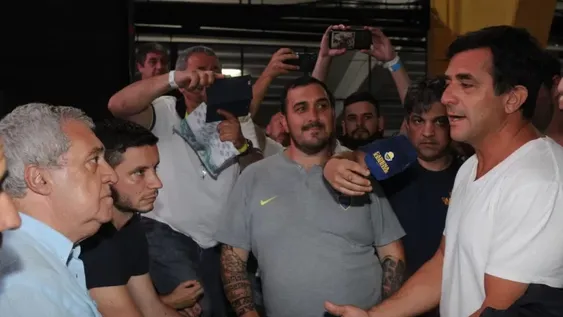 Video: tenso cruce entre Ameal y Gribaudo en pleno recuento de votos